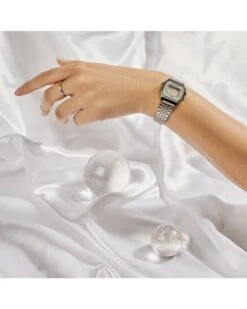 RELOJ CASIO VINTAGE PLATEADO PEQUEÑO LA680WEA-7EF -FALOMIR Tienda de ventas reloj casio vintage plateado pequeno 2