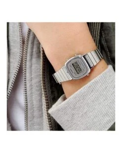 RELOJ CASIO VINTAGE PLATEADO PEQUEÑO LA670WEA-7EF -FALOMIR Tienda de ventas reloj casio vintage plateado pequeno 5